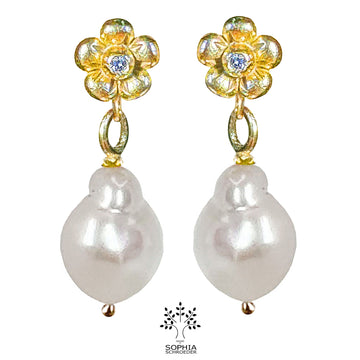 Lovechild Basic ear pin with dangling Freshwater Pearl