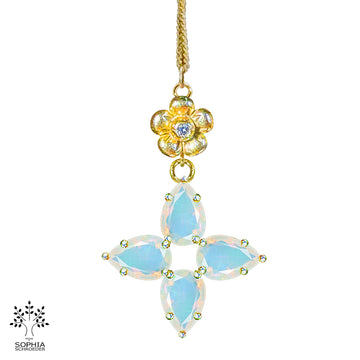 Lovechild Clover pendant with precious stones