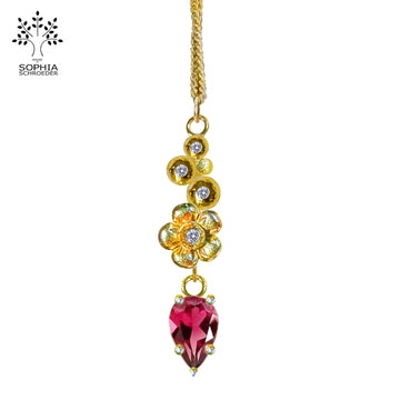 Lovechild Sparkle pendant with spear of precious stone