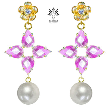 Lovechild Clover ear stud with dangling pearl