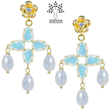 Lovechild Clover ear stud chandelier with rice pearls