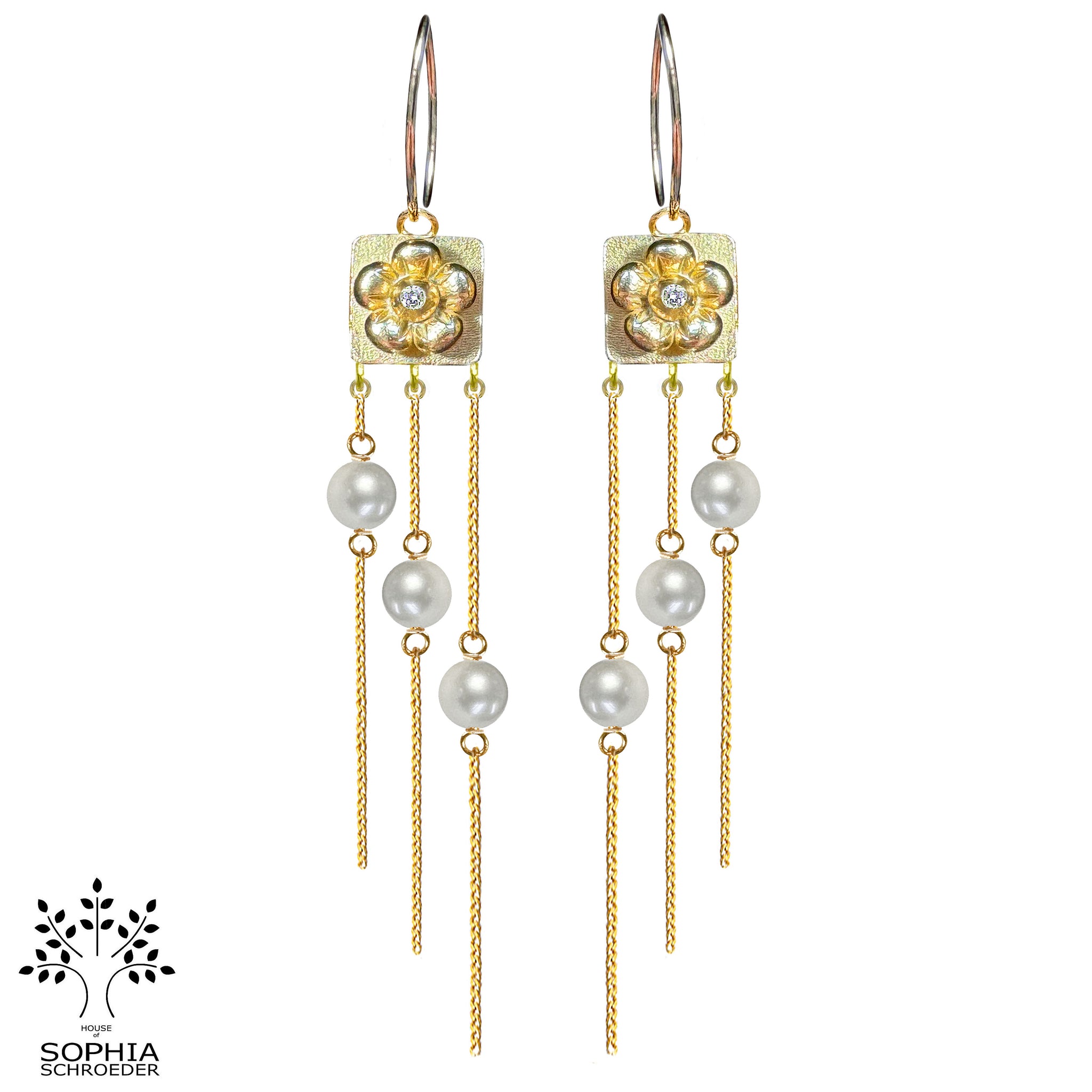 Lovechild Treasure Earring with dainty Chains and 4mm Freshwater Pearls