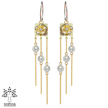 Lovechild Treasure Earring with dainty Chains and 4mm Freshwater Pearls