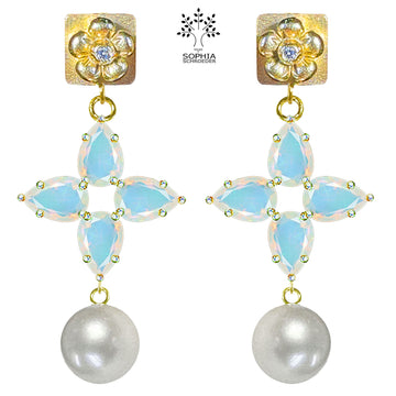 Lovechild Treasure ear stud with dangling Clover and pearl