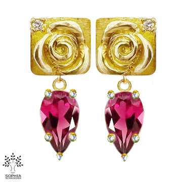 Rosebud Treasure Ear Pin with dangling faceted Spear