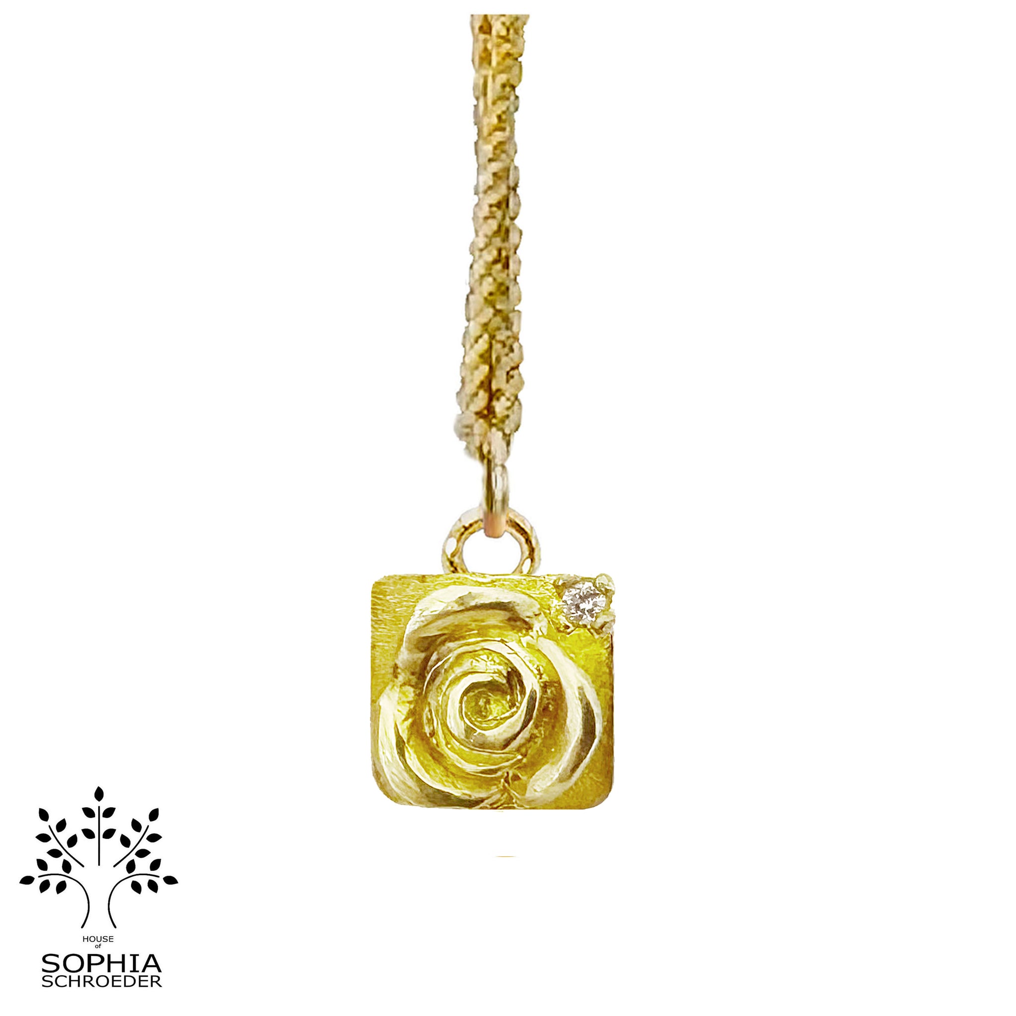 Rosebud Treasure Basic Pendant